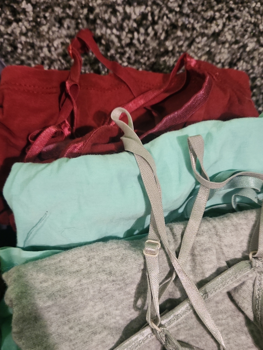 19 Tank Tops Lot - Picture 5 of 15